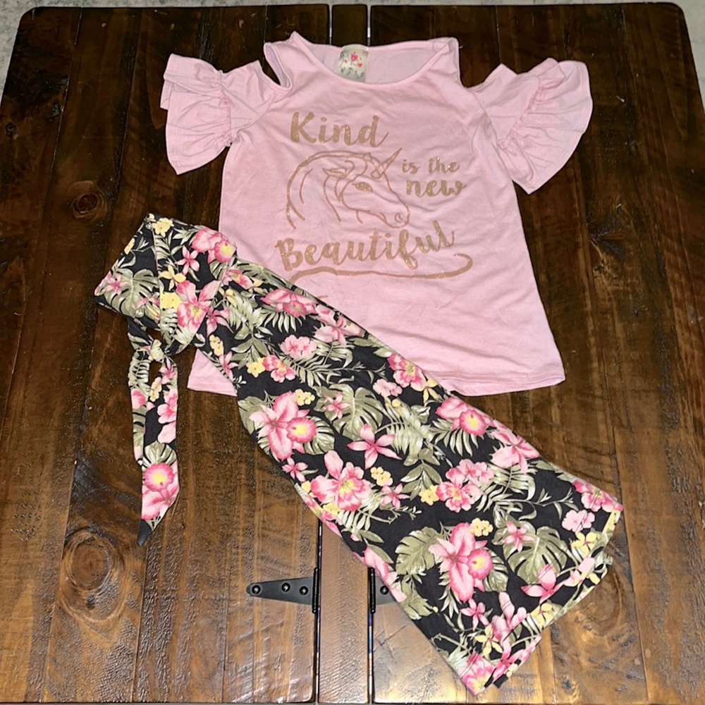 Girls Shirt & Capri Set
